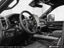 2026 Ram 3500 Laramie Night Edition Mega Cab 4x4 DIESEL Sunroof - Photo 11