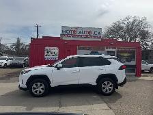 2023 Toyota RAV4 LE - Photo 2