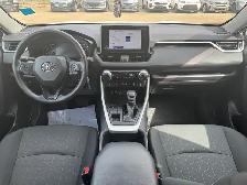2023 Toyota RAV4 LE - Photo 6