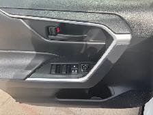 2023 Toyota RAV4 LE - Photo 12