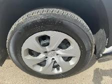 2023 Toyota RAV4 LE - Photo 18