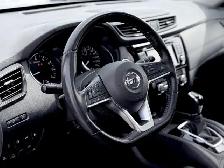 2018 Nissan Rogue SL AWD | 2 Sets of Tires | 360 Camera | 1 - Photo 11