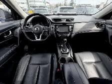 2018 Nissan Rogue SL AWD | 2 Sets of Tires | 360 Camera | 1 - Photo 12