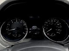 2018 Nissan Rogue SL AWD | 2 Sets of Tires | 360 Camera | 1 - Photo 16