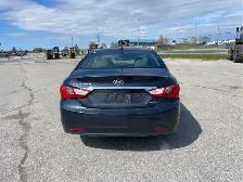 2011 Hyundai SONATA - Photo 6