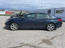 2011 Hyundai SONATA - Photo 8