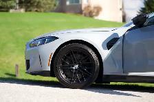 2025 BMW M4 - Photo 4