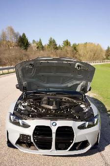 2025 BMW M4 - Photo 20