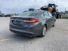 2017 Ford Fusion Hybrid - Photo 5