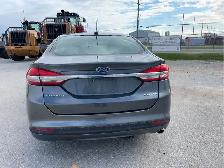2017 Ford Fusion Hybrid - Photo 6