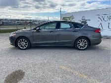 2017 Ford Fusion Hybrid - Photo 8
