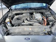 2017 Ford Fusion Hybrid - Photo 9