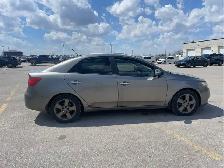 2010 Kia Forte - Photo 4