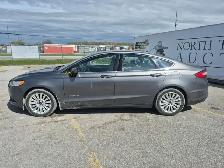 2014 Ford Fusion Hybrid - Photo 8