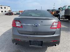 2018 Ford Taurus - Photo 6