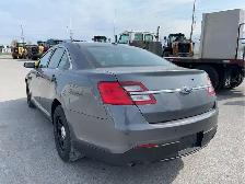 2018 Ford Taurus - Photo 7