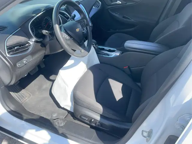 2021 Chevrolet Malibu - Photo 10
