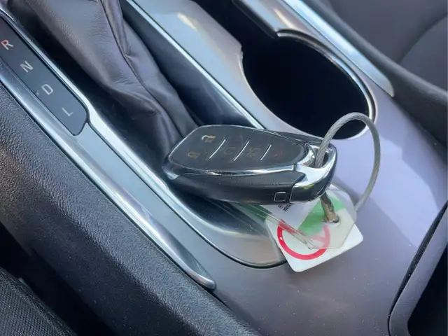 2021 Chevrolet Malibu - Photo 13