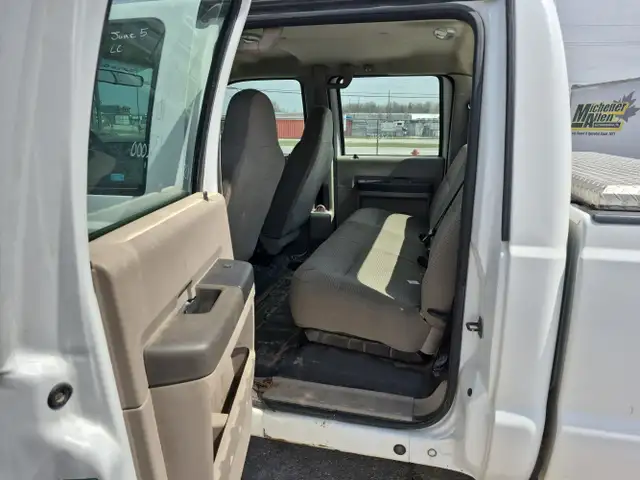 2010 Ford F-250 Super Duty - Photo 24