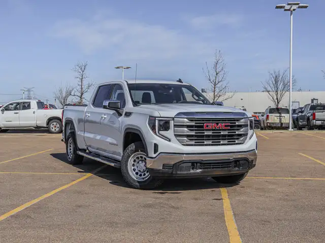 2026 GMC Sierra 1500 SLE - Photo 2
