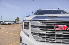 2026 GMC Sierra 1500 SLE - Photo 11