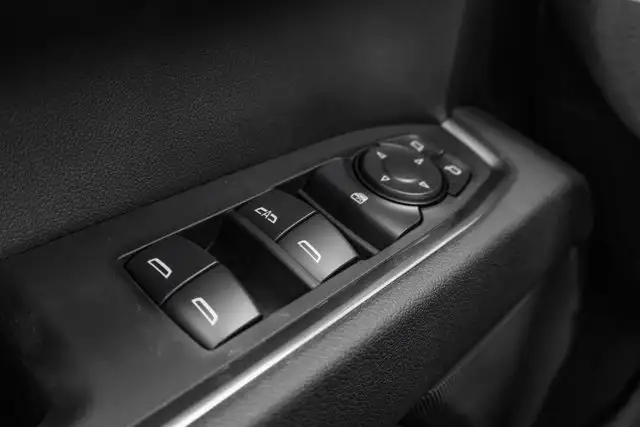 2026 GMC Sierra 1500 SLE - Photo 16