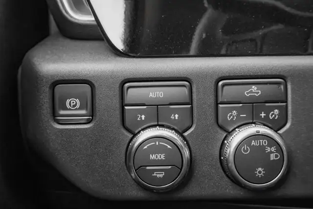 2026 GMC Sierra 1500 SLE - Photo 18