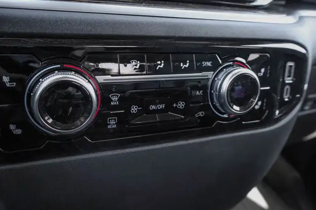 2026 GMC Sierra 1500 SLE - Photo 26