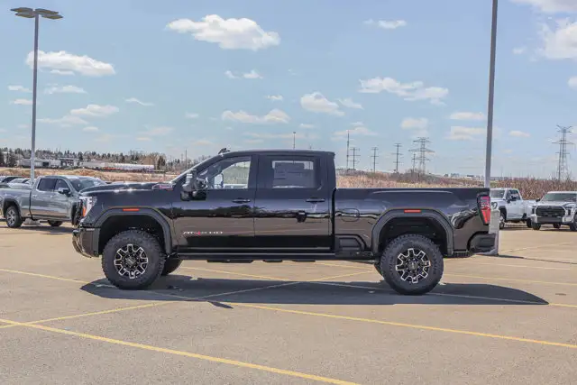 2026 GMC Sierra 2500HD AT4X - Photo 5