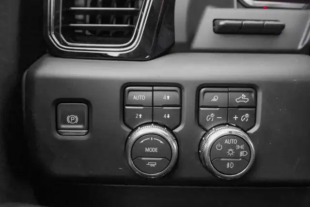 2026 GMC Sierra 2500HD AT4X - Photo 19