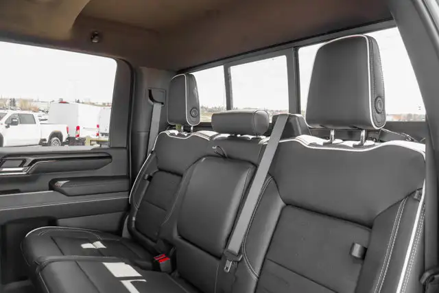 2026 GMC Sierra 2500HD AT4X - Photo 34