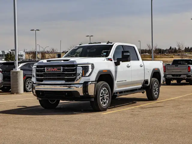 2026 GMC Sierra 3500HD SLE - Photo 4