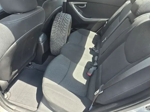 2015 Hyundai Elantra GL - Photo 9