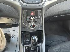 2015 Hyundai Elantra GL - Photo 14