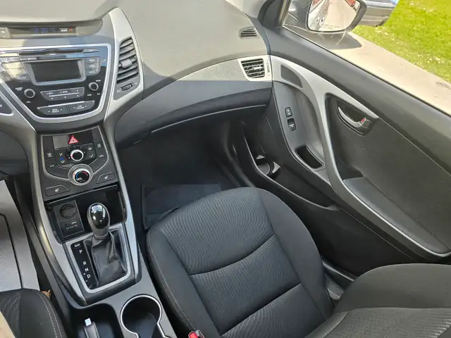 2015 Hyundai Elantra GL - Photo 17