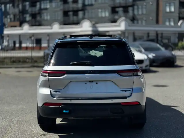 2022 JEEP GRAND CHEROKEE 4XE - Photo 5