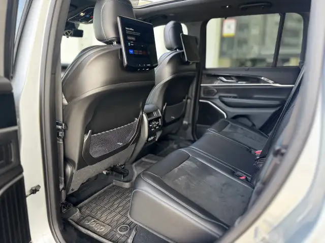 2022 JEEP GRAND CHEROKEE 4XE - Photo 11