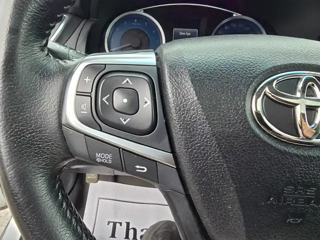 2016 Toyota Camry XLE - Photo 13