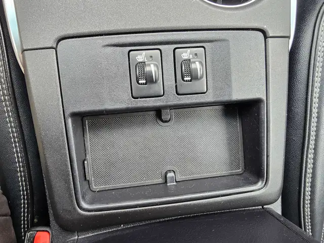 2016 Toyota Camry XLE - Photo 19