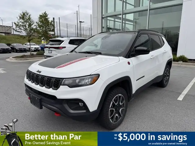 2024 Jeep Compass Trailhawk | 4x4 | Leather | Apple CarPlay