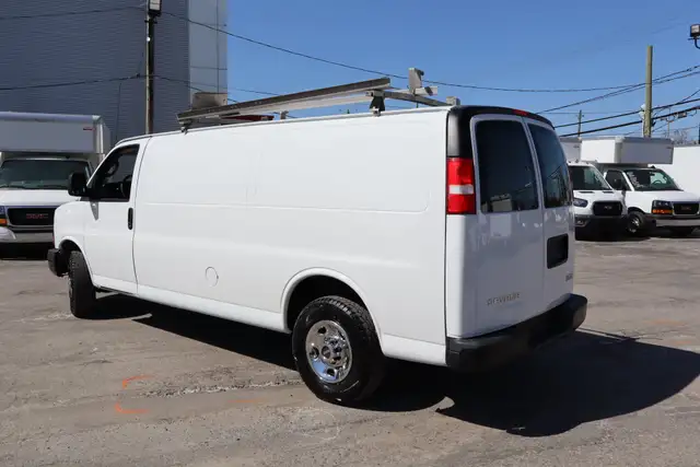 GMC Savana Cargo ALLONGÉ 92.000 KM CERTFIÉ / GARANTIE 1 ANS ALLO - Photo 2