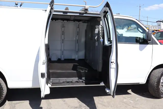 GMC Savana Cargo ALLONGÉ 92.000 KM CERTFIÉ / GARANTIE 1 ANS ALLO - Photo 18