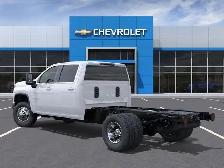 2026 Chevrolet Silverado 3500HD CC - Photo 3