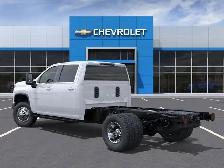2026 Chevrolet Silverado 3500HD CC - Photo 3
