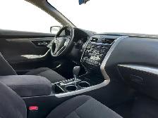 2013 Nissan Altima 2.5 S / FWD - Photo 18