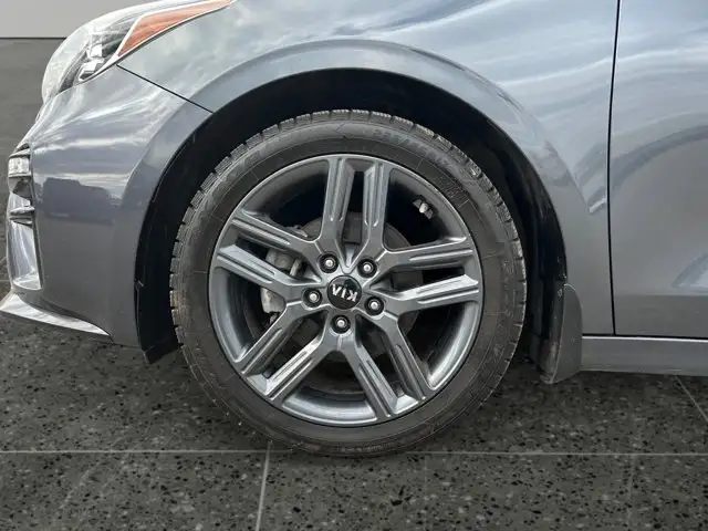 2021 Kia Forte EX / FWD - Photo 11