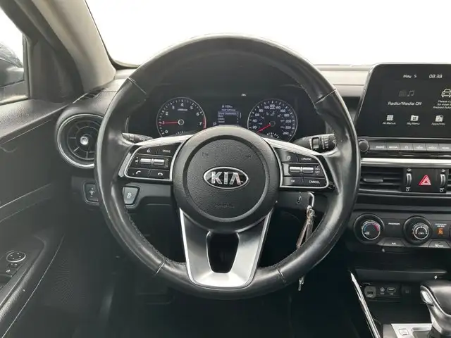2021 Kia Forte EX / FWD - Photo 12