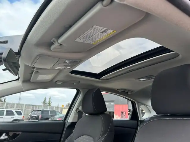 2021 Kia Forte EX / FWD - Photo 14
