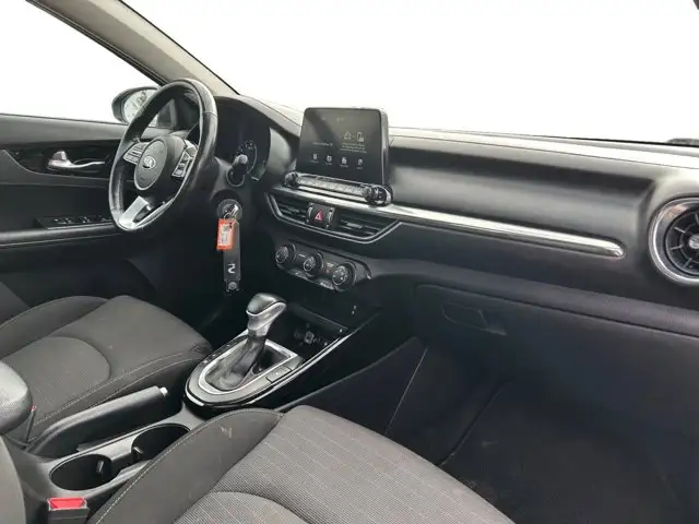 2021 Kia Forte EX / FWD - Photo 19