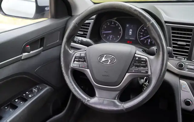 2018 Hyundai Elantra GL, BSM, HEATED SEATS, REARVIEW CAMERA. - Photo 12